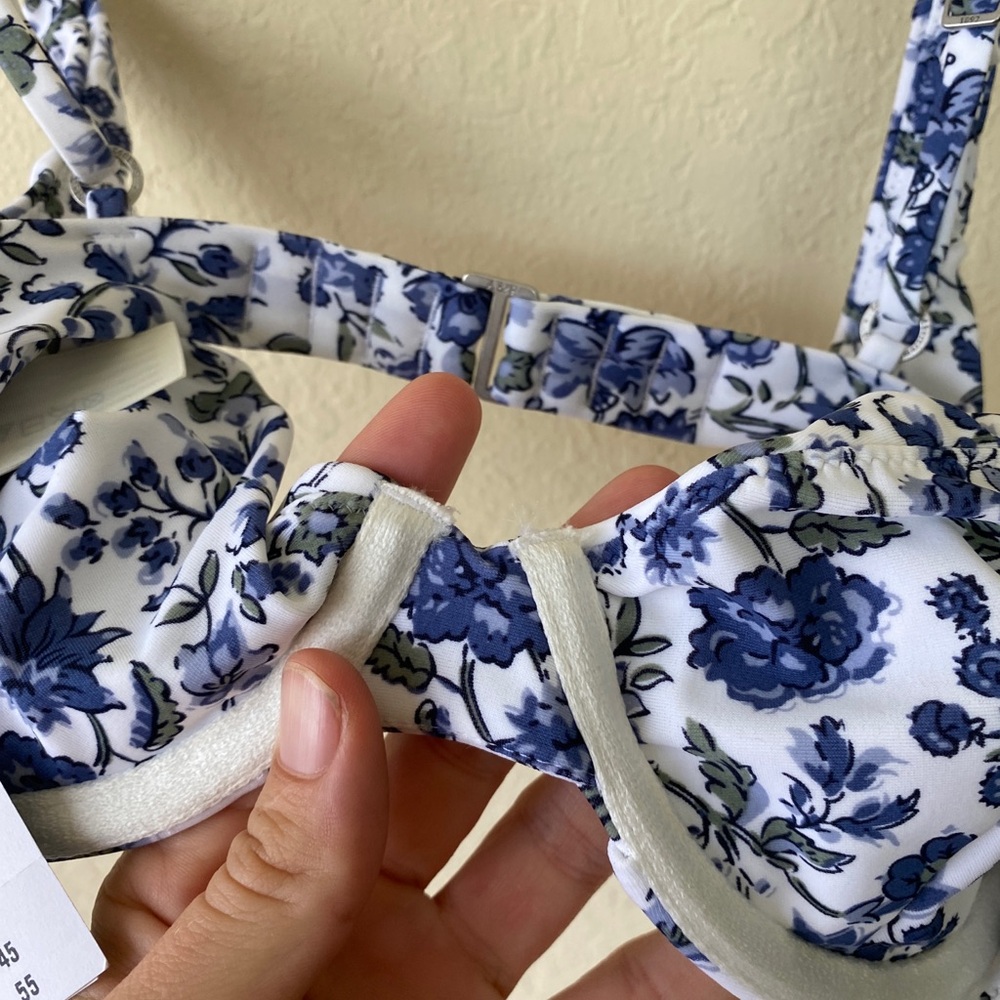 Nwt Abercrombie & Fitch Bikini Top And Sarong - image 7